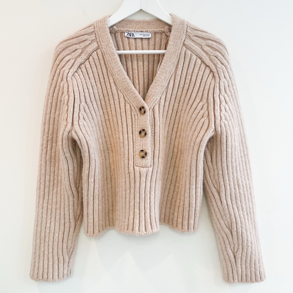 Zara Thick Knit Crop V-Neck Winter Sweater Tan Size Small - Picture 2 of 9